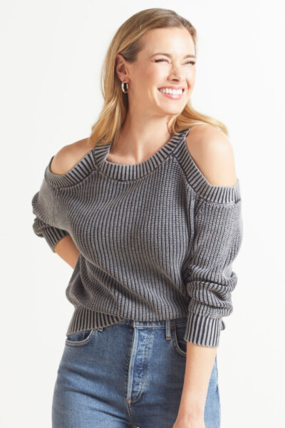 Amelia Cut Out Pullover